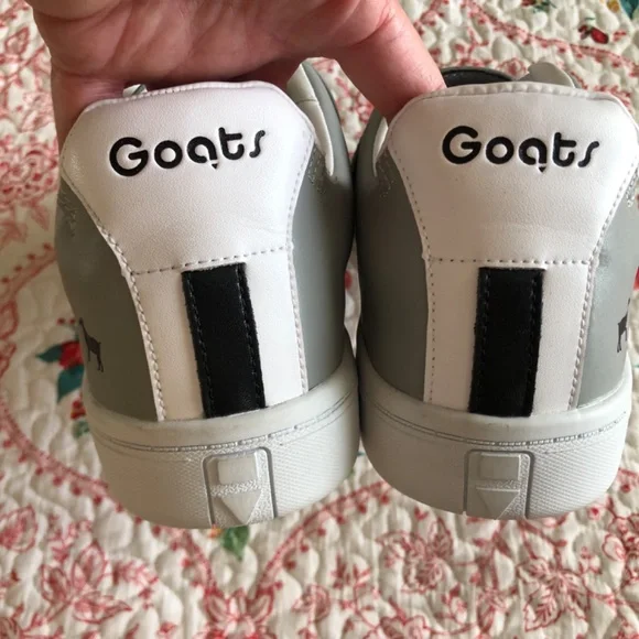 Men's Leather Sneakers - Picture 8 of 16